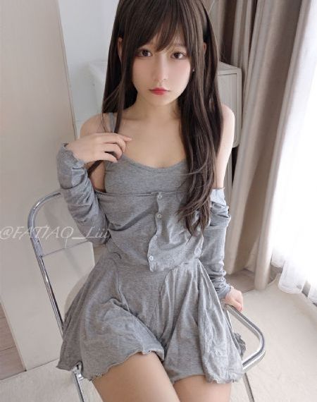 年轻的女朋友交换3